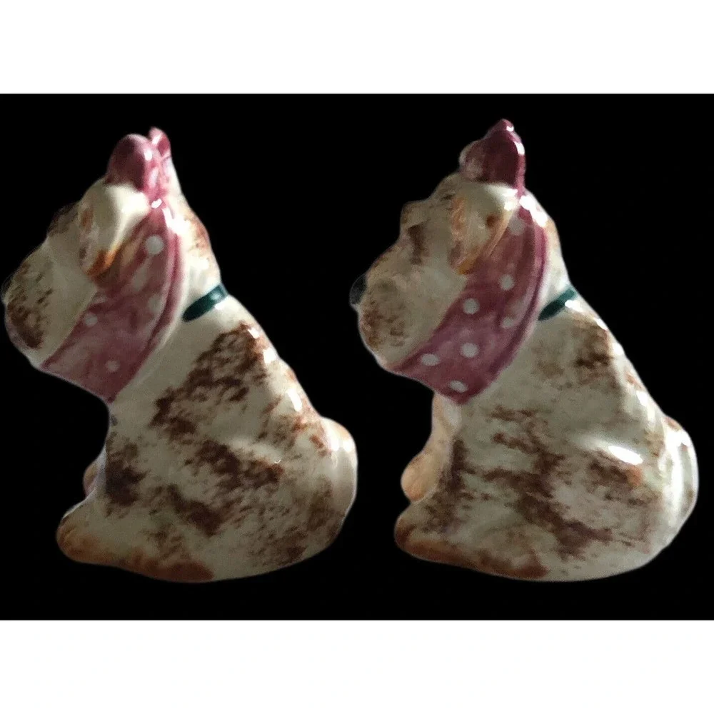 JAPANESE SPOTTED TOOTHACHE DOG RED BOW 3 5/8